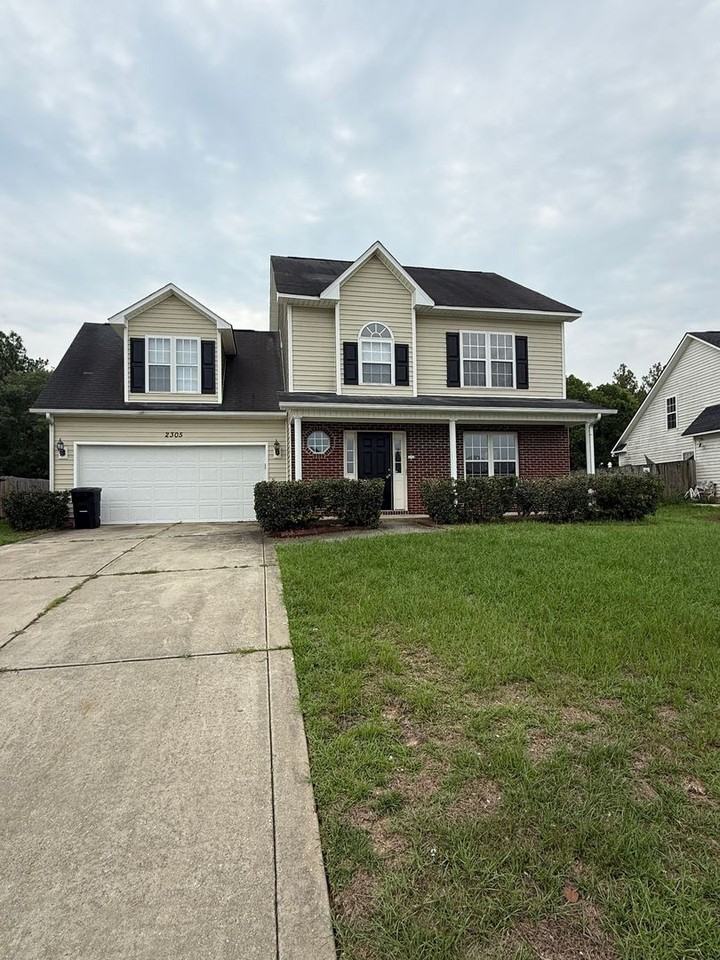 2305 Gray Goose Loop - Photo 2 of 20