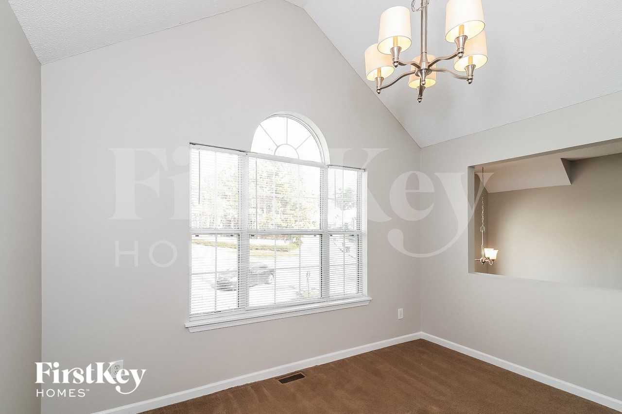 2821 Crest Ridge Way Sw - Photo 3 of 15