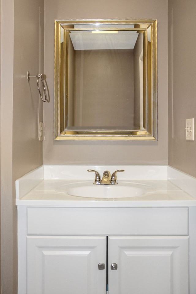 124 Blithe Ct - Photo 5 of 16