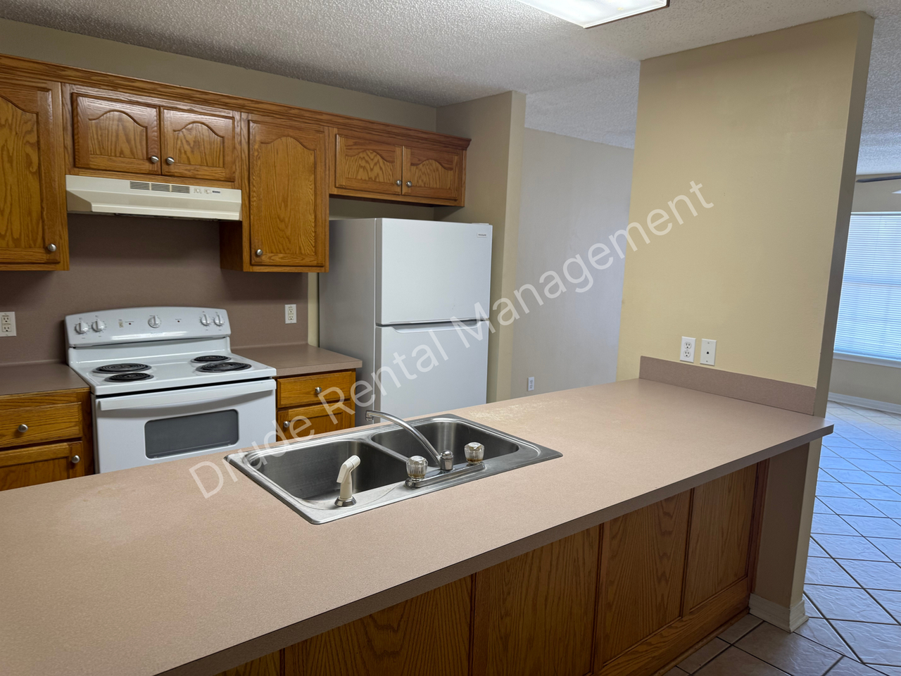 508 Cedar Ln - Photo 2 of 26