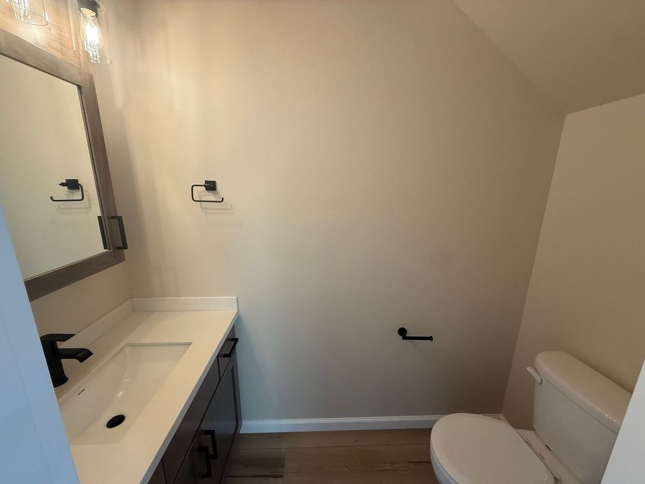 1652 Ascent Pl - Photo 3 of 10