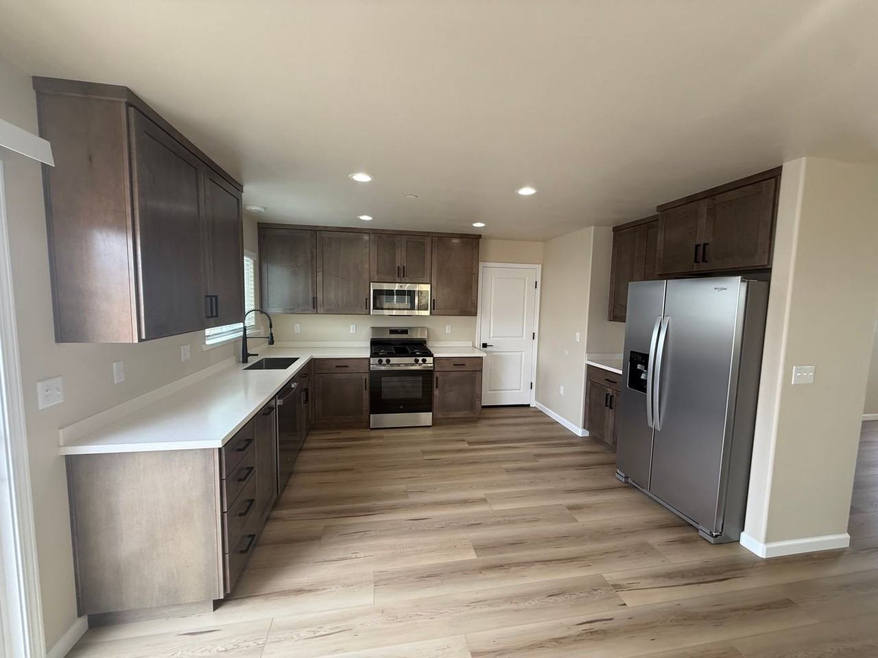 1652 Ascent Pl - Photo 5 of 10