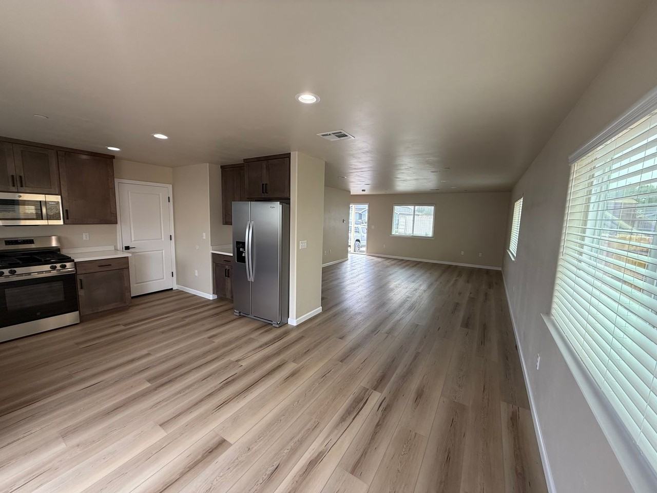 1652 Ascent Pl - Photo 7 of 10