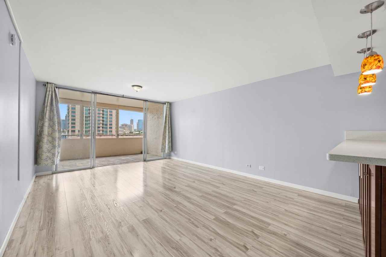 920 Ward Ave Apt 11a - Photo 5 of 22