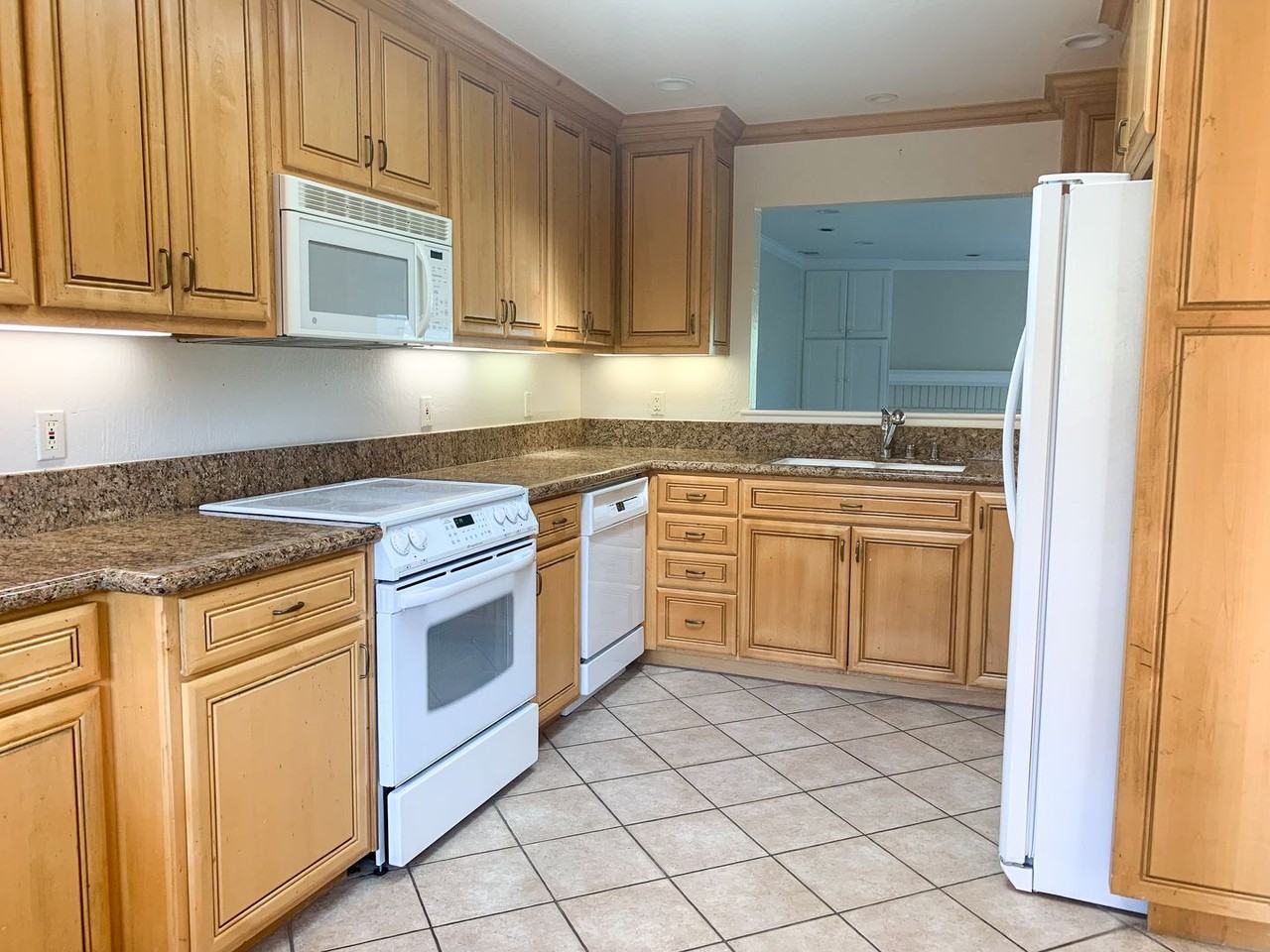 15400 Winchester Blvd #41 - Photo 2 of 29