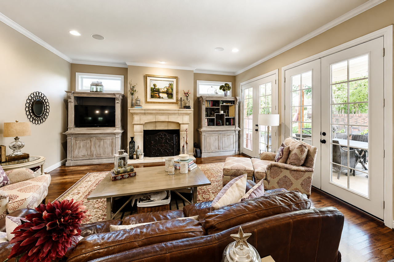 2929 Park Arbor Ct - Photo 2 of 32