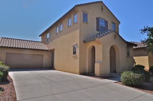 featured image of 4185 E Woodside Ct