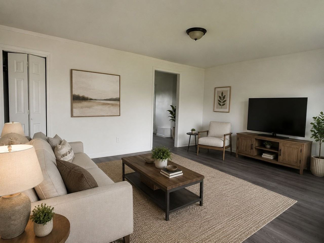 7 Lazarcheff Dr - Photo 2 of 11