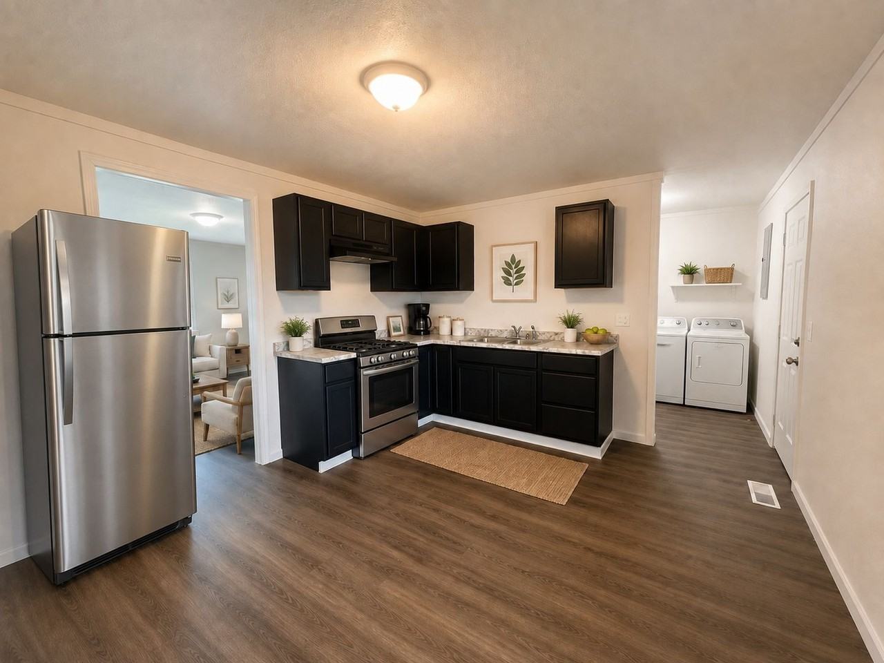 7 Lazarcheff Dr - Photo 4 of 11