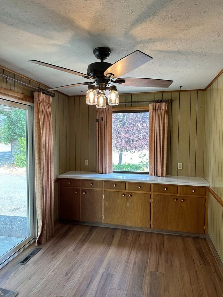 61456 Brosterhous Rd - Photo 5 of 35