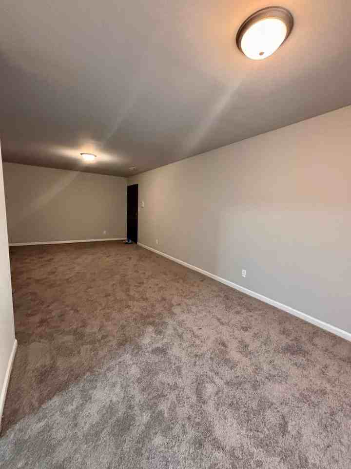 1340 Washington St - Photo 7 of 8