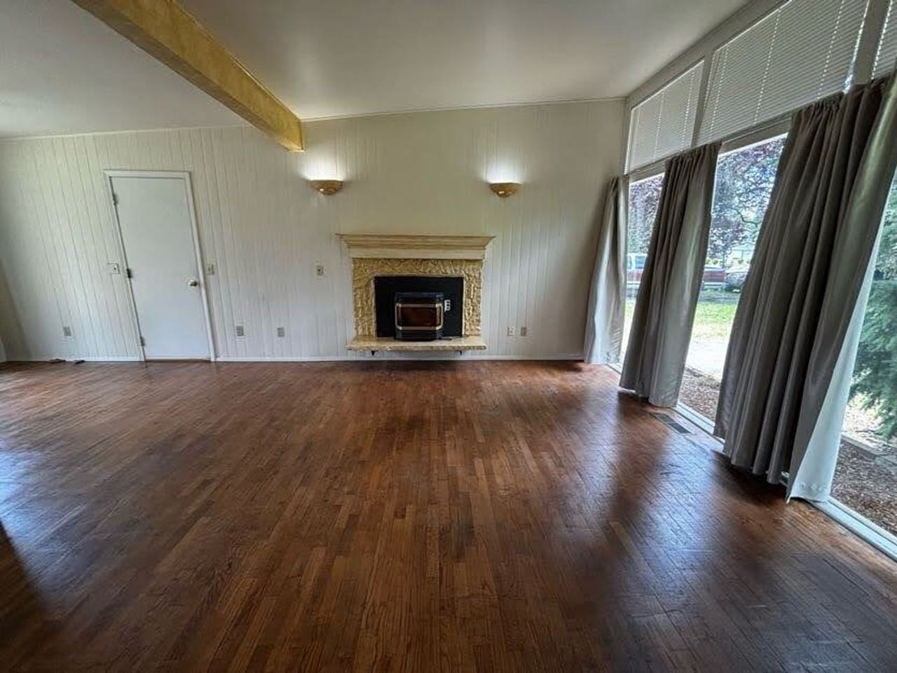 18915 51st Pl W - Photo 4 of 24