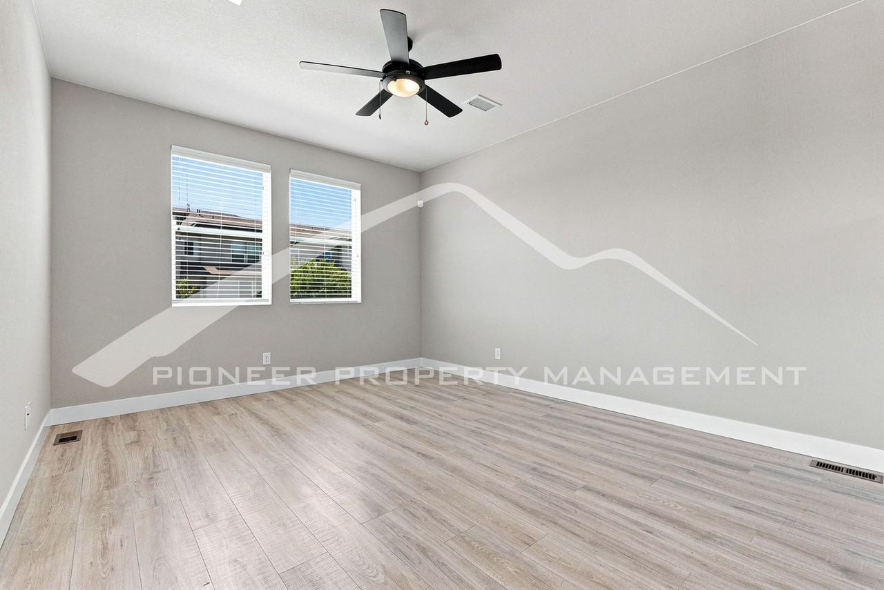 16137 E Elk Pl - Photo 3 of 23