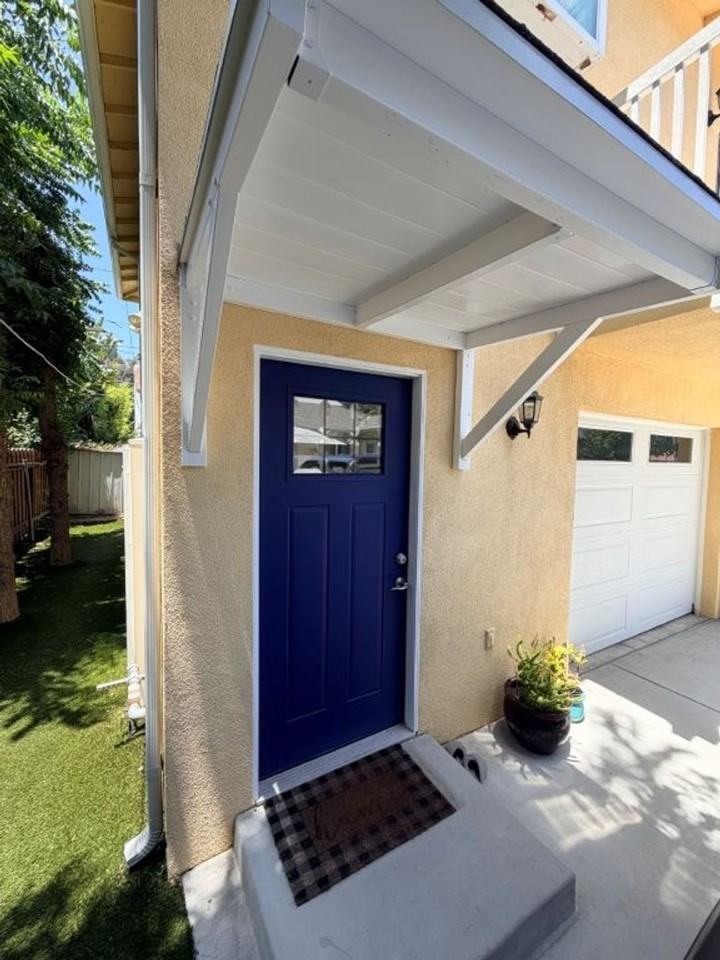 4545 Vesper Ave - Photo 2 of 22