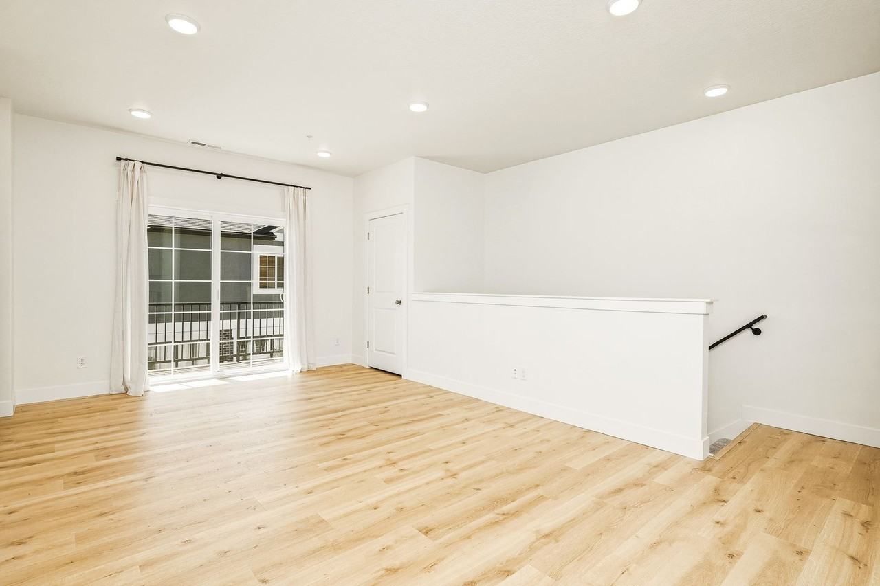 1593 N 110 W #204 - Photo 5 of 16