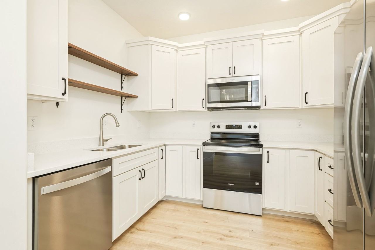 1593 N 110 W #204 - Photo 3 of 16