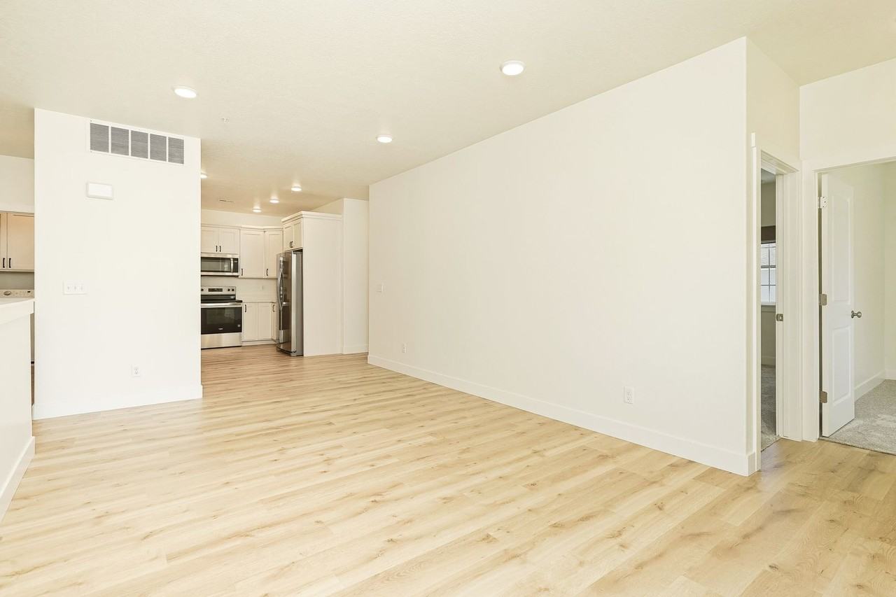 1593 N 110 W #204 - Photo 6 of 16