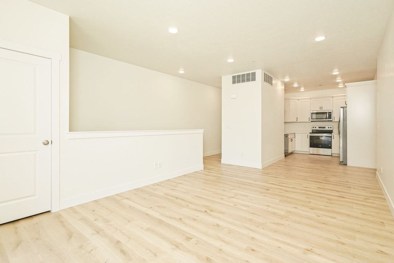 1593 N 110 W #204 - Photo 7 of 16