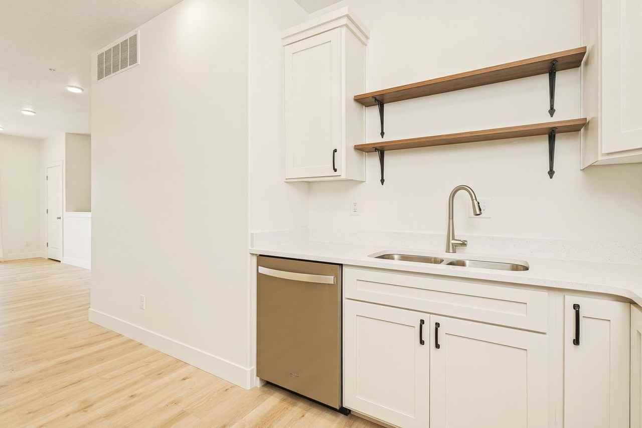1593 N 110 W #204 - Photo 4 of 16