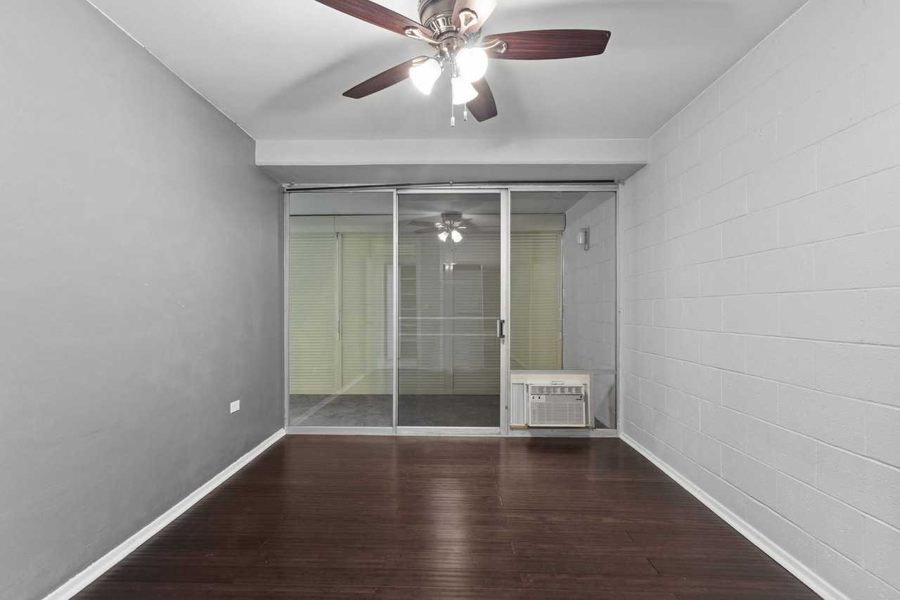 1415 Victoria St - Photo 7 of 25