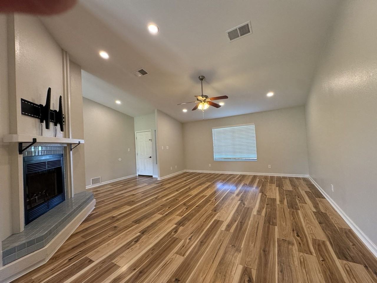 3821 E Keeling Rd - Photo 4 of 23