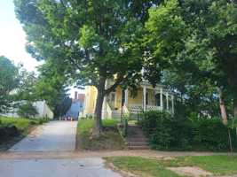 featured image of 413 E Illinois Ave