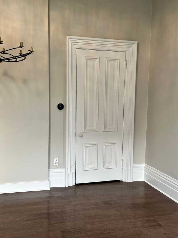 413 E Illinois Ave - Photo 3 of 18