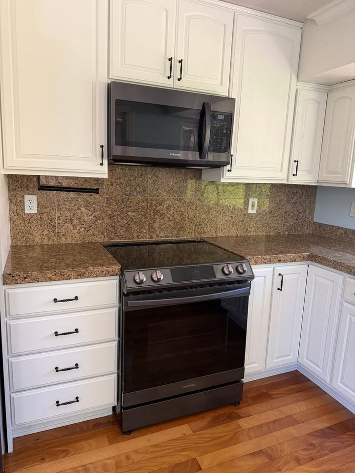 5447 Anselmo Ct - Photo 3 of 32