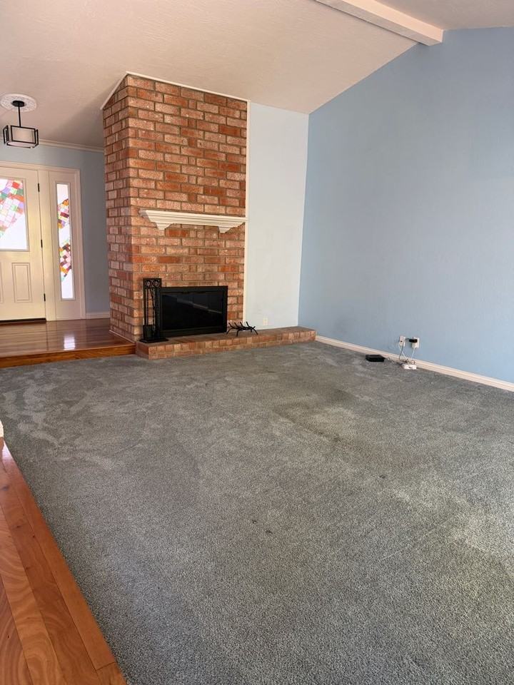 5447 Anselmo Ct - Photo 4 of 32
