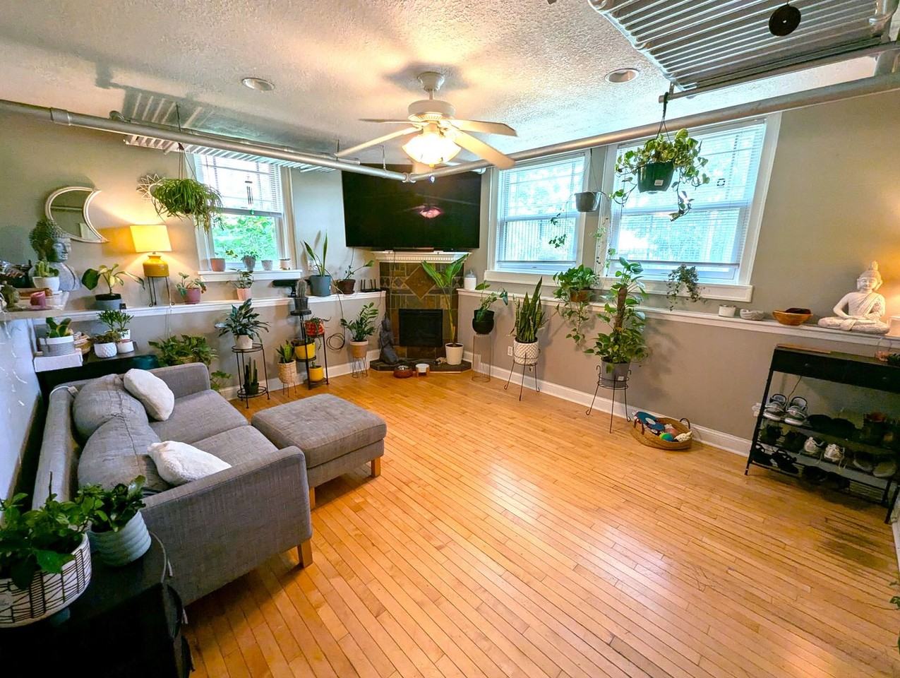 3124 12th Ave S - Photo 3 of 12