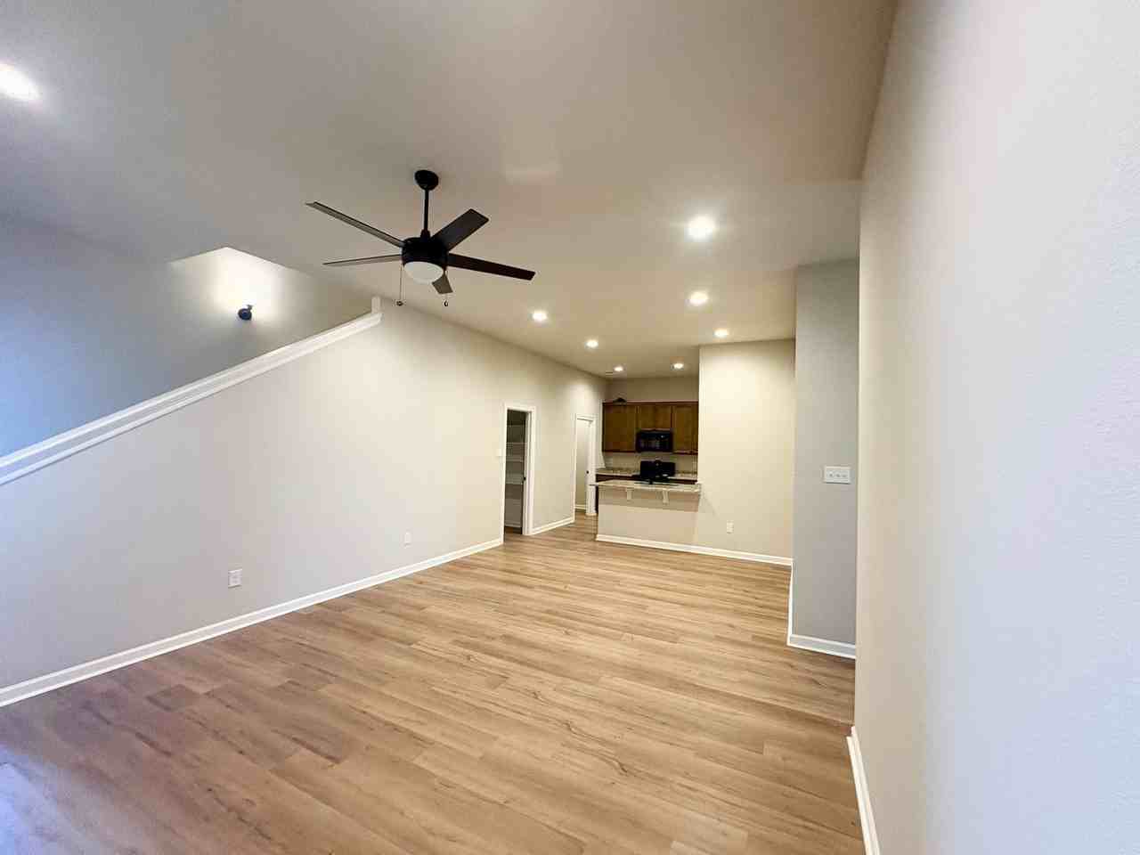 9674 Muncy Ln - Photo 3 of 10