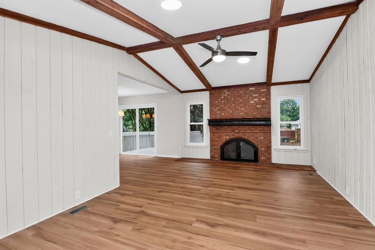 11122 11122 5 Cedars Road - Photo 2 of 19