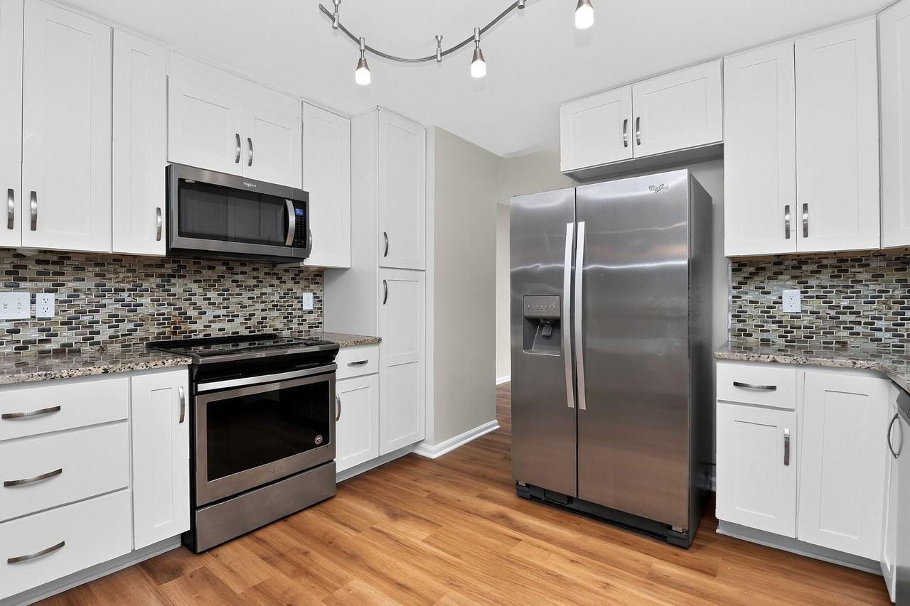 11122 11122 5 Cedars Road - Photo 3 of 19