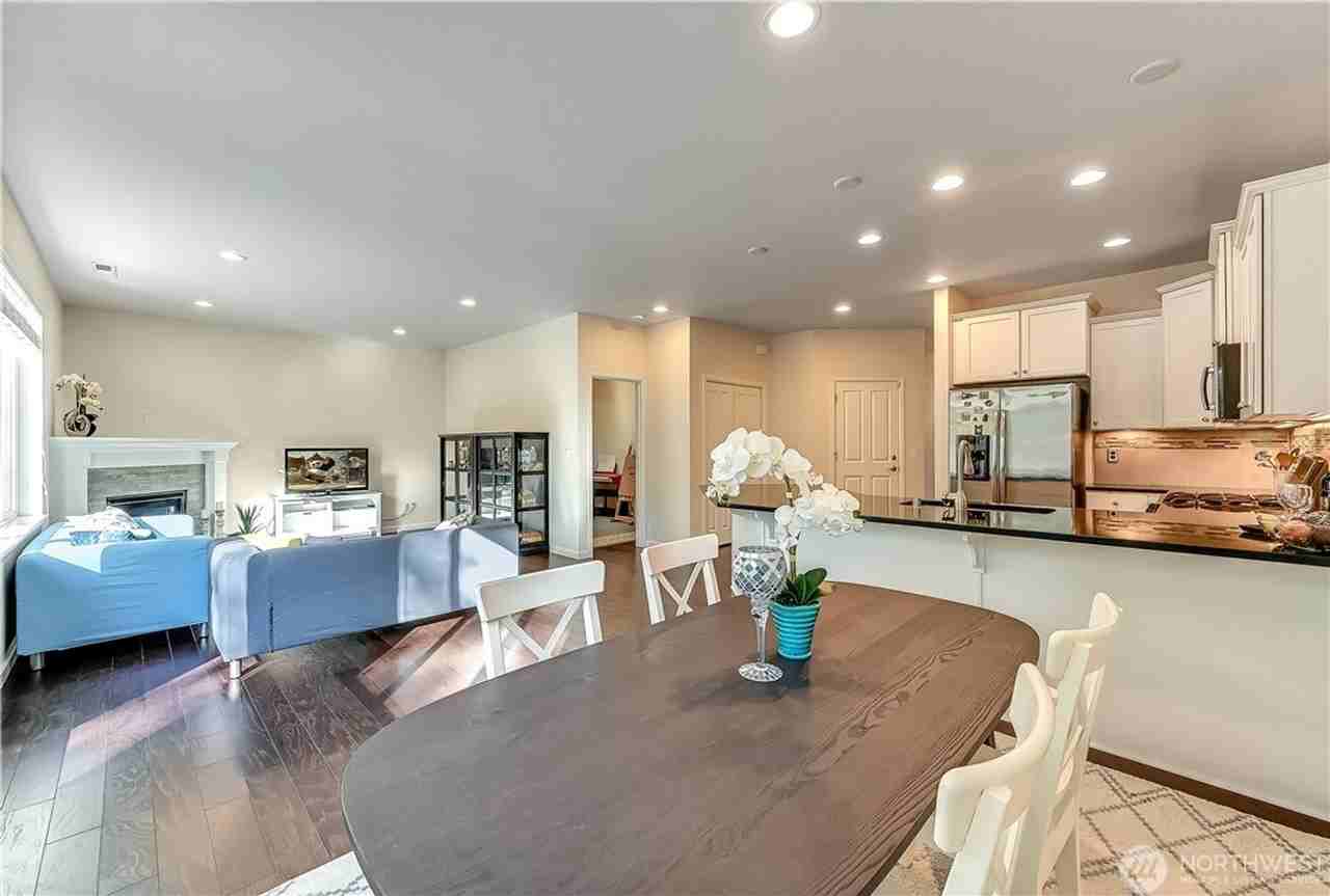 20306 5th Pl W - Photo 5 of 21