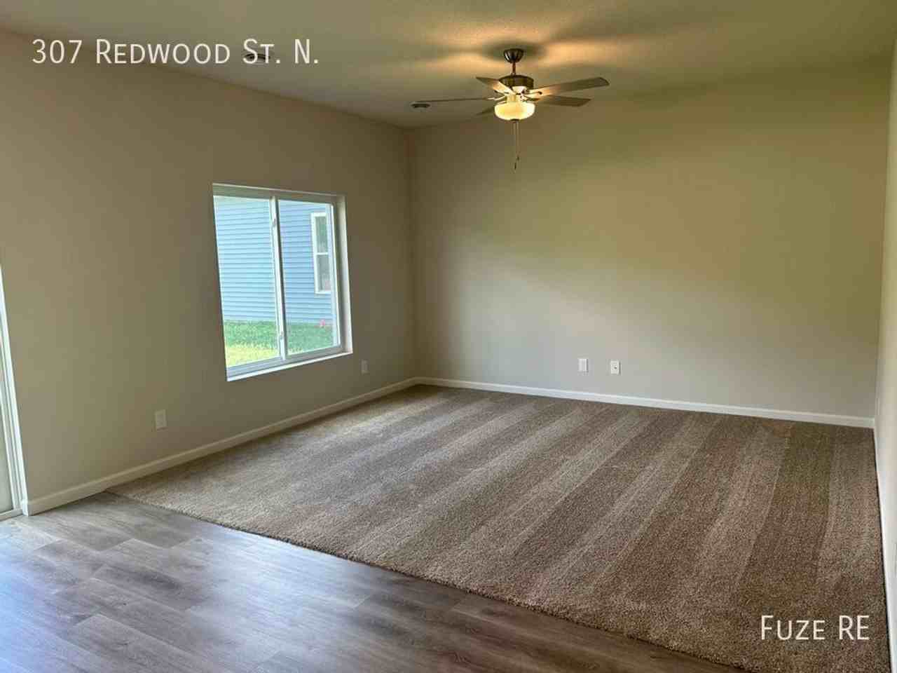 316 Redwood St N - Photo 4 of 12