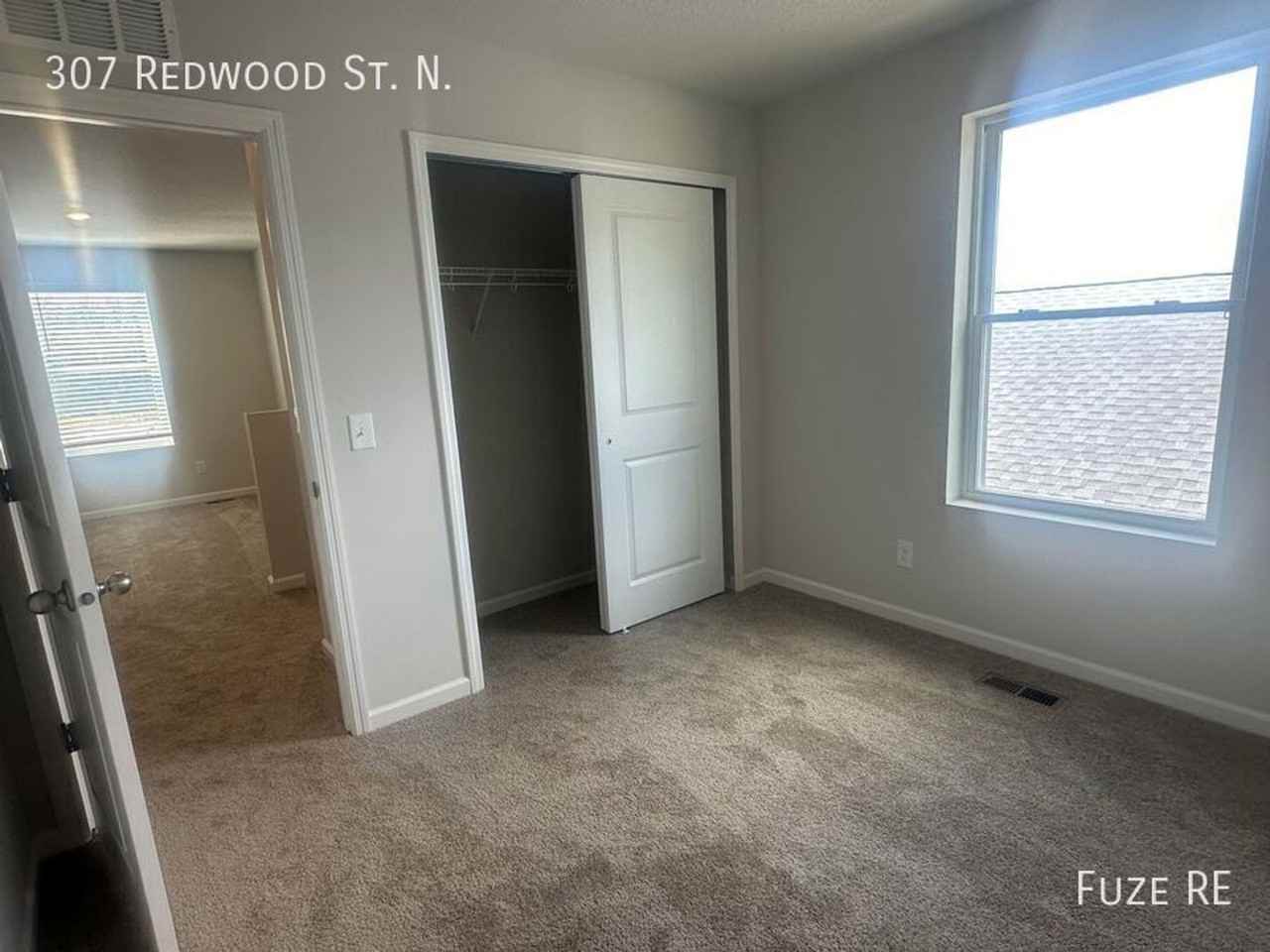 316 Redwood St N - Photo 6 of 12