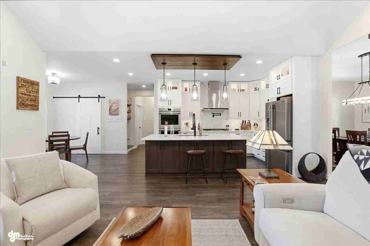 24283 Pollard Loop Rd - Photo 7 of 35