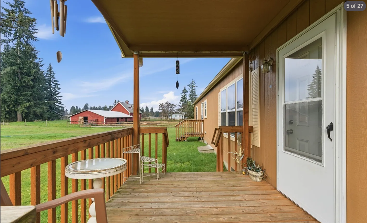 19141 Joselyn St Sw - Photo 2 of 11