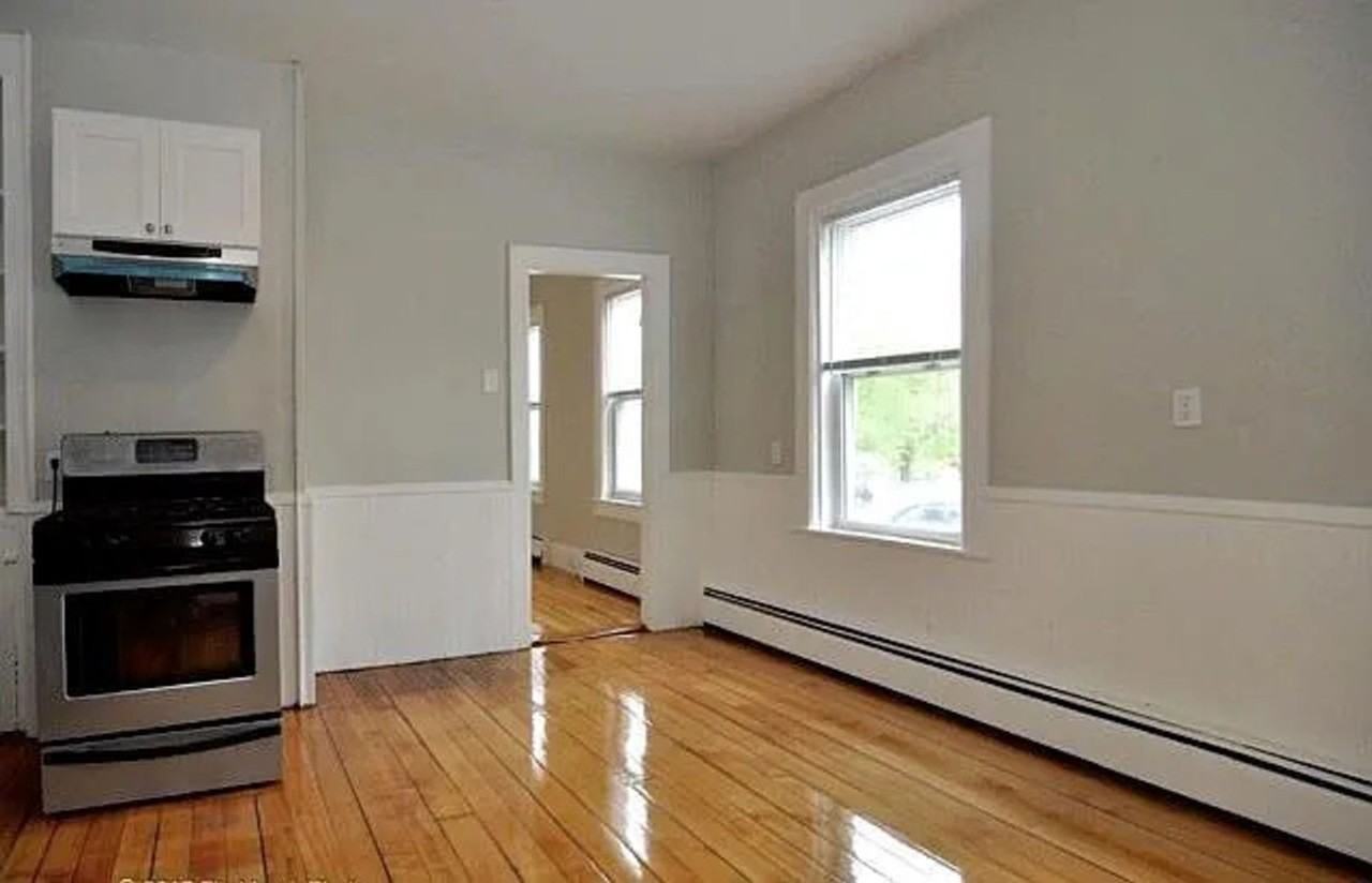 10 4th Ave - Photo 2 of 11