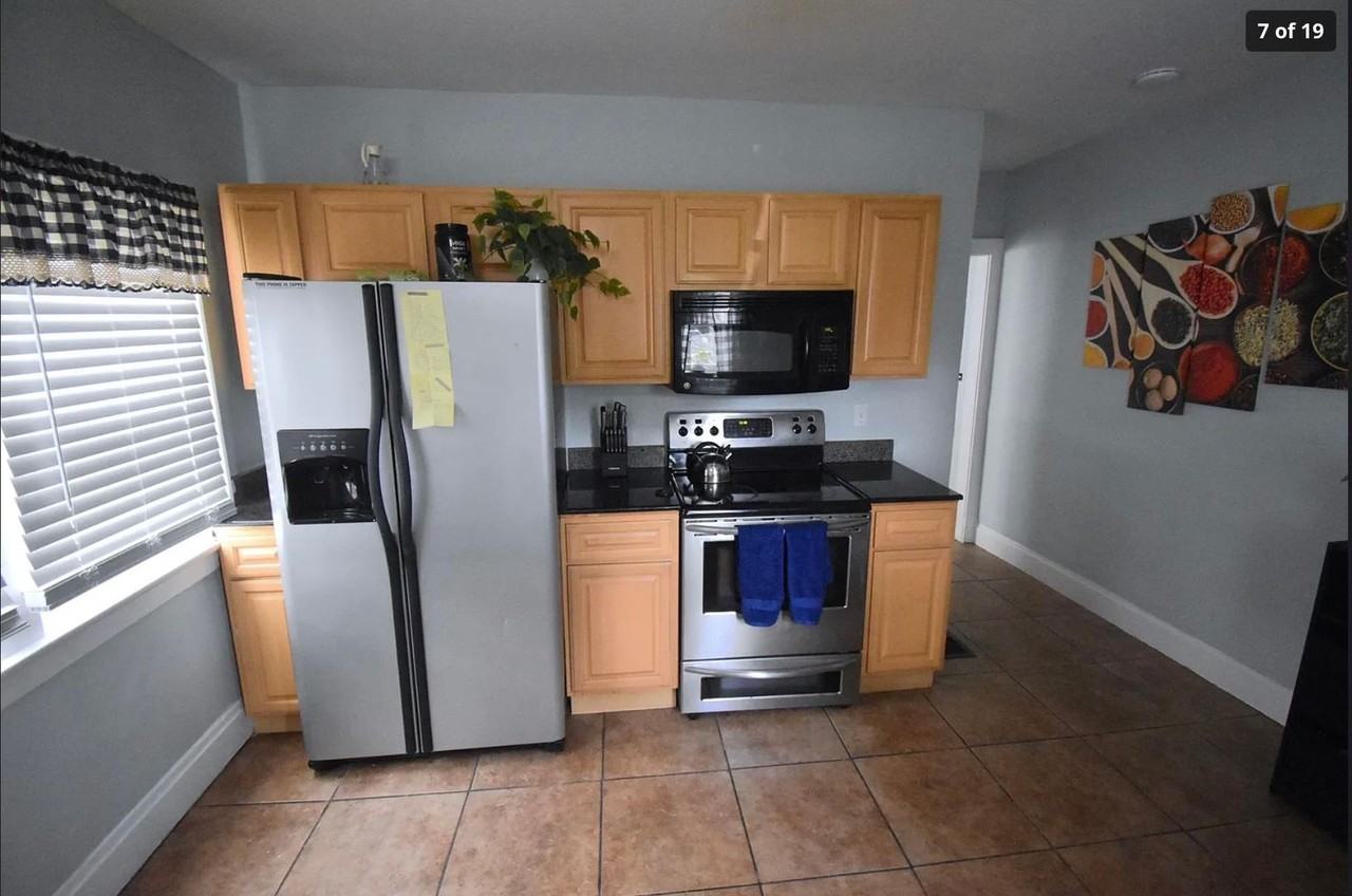 2475 Indianola Ave - Photo 7 of 19