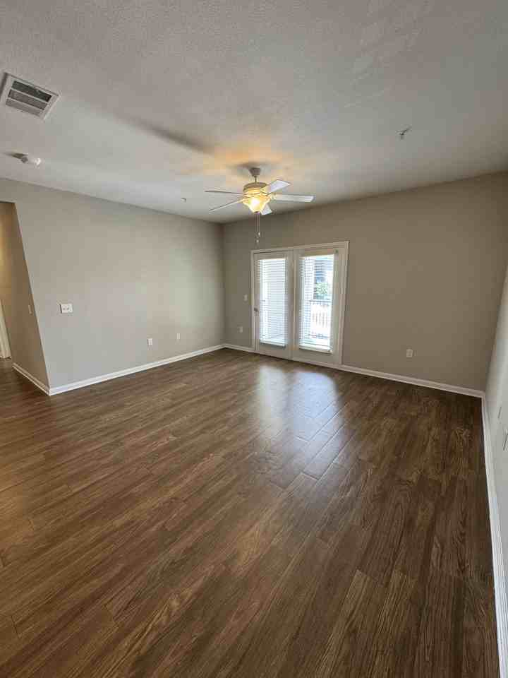 1828 Central Expy #4103 - Photo 6 of 8