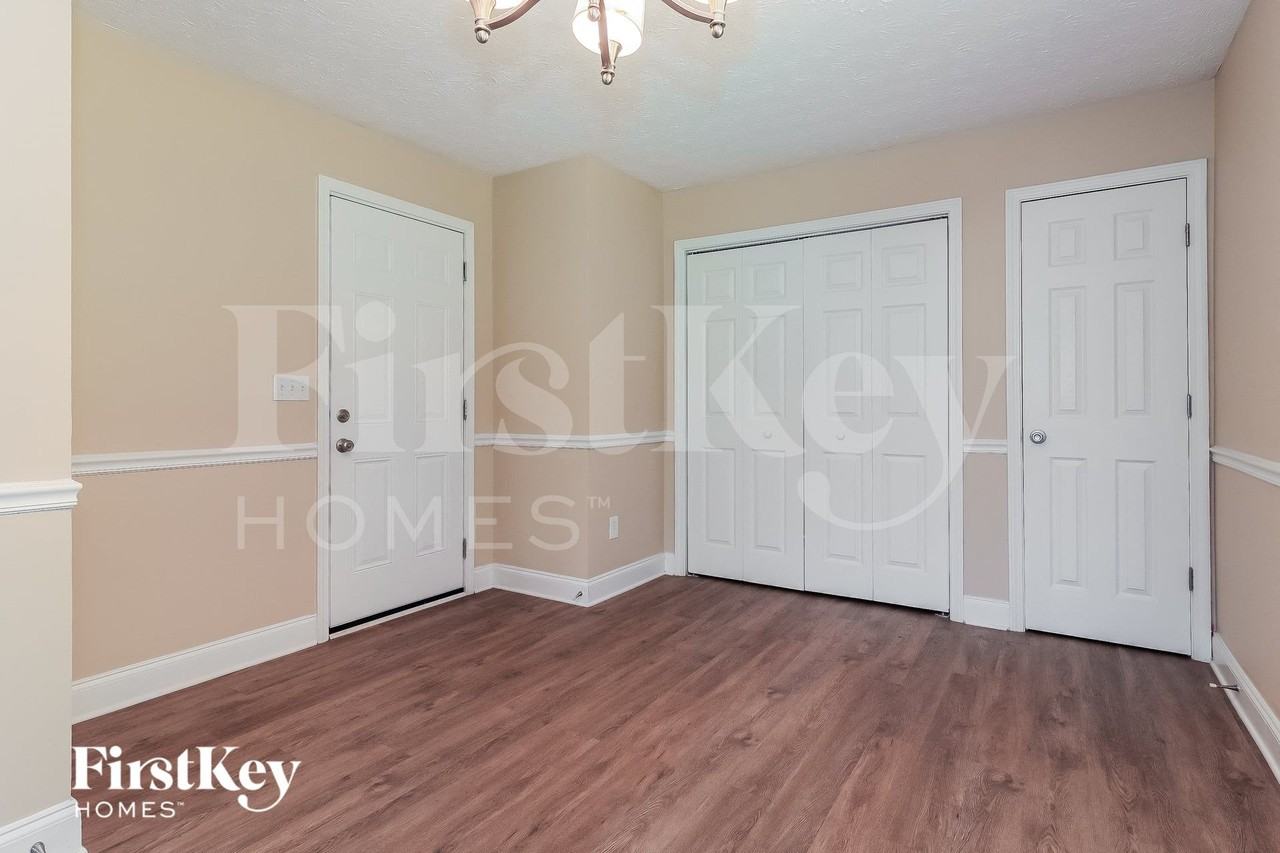 124 Swafford Dr - Photo 4 of 15