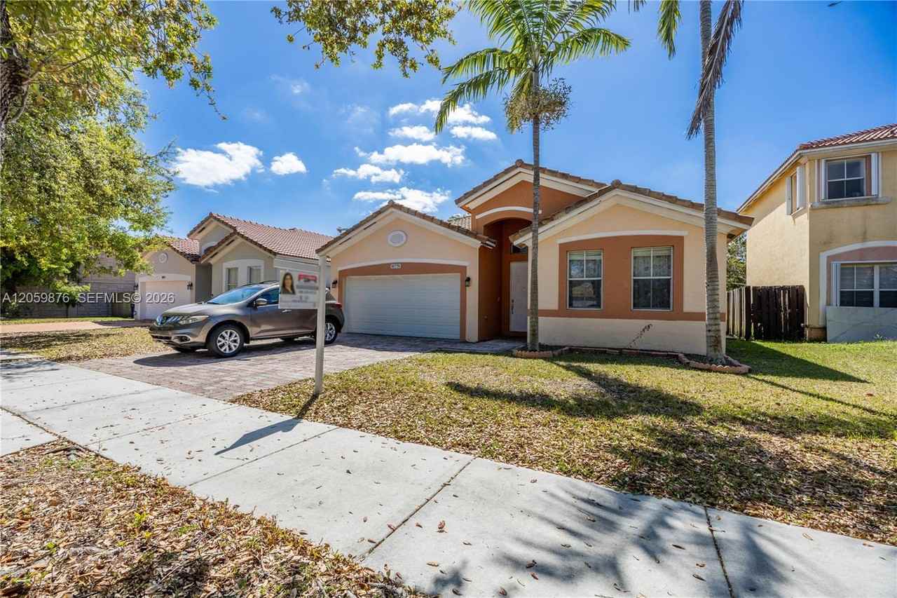 10770 Sw 245th St - Photo 2 of 44
