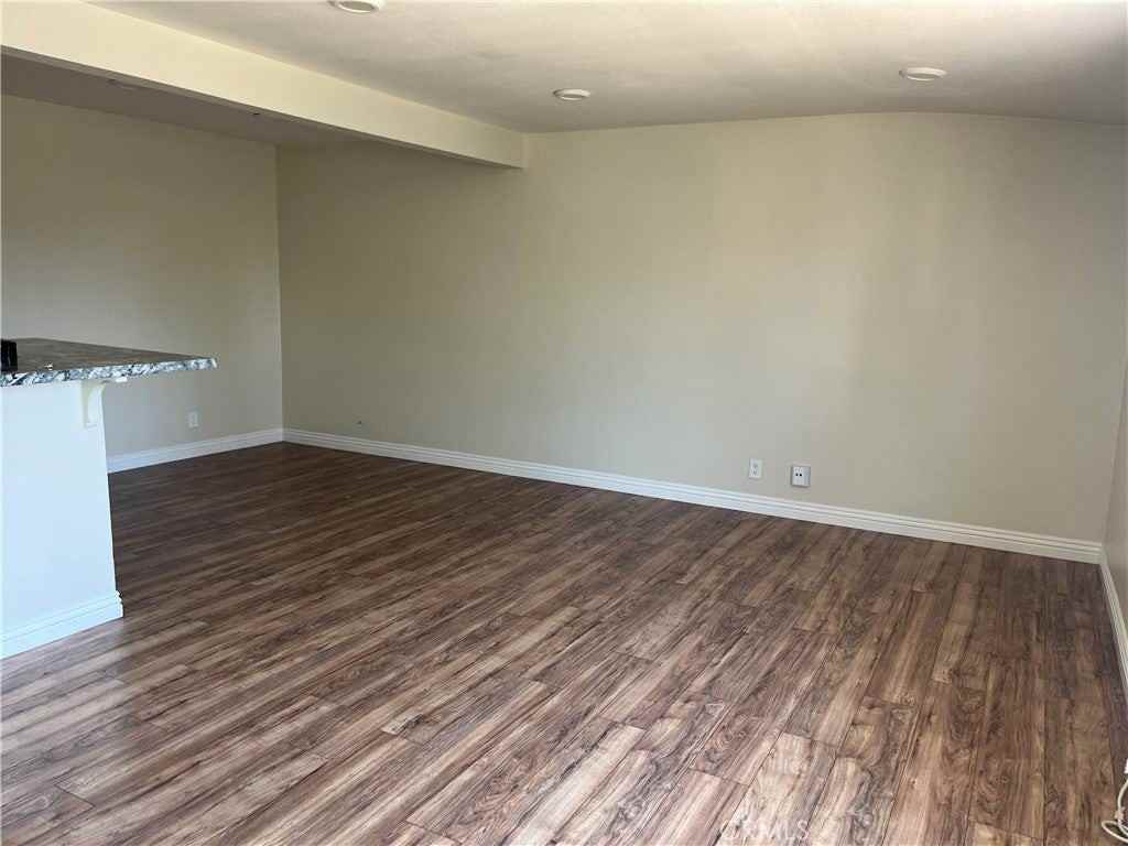 626 N Anna Dr - Photo 3 of 10
