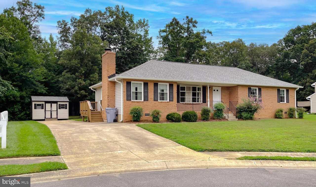 109 Morris Dr - Photo 2 of 43