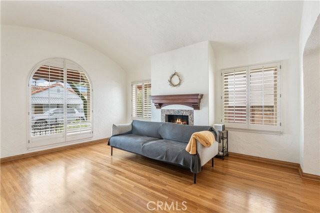 135 Siena Dr - Photo 2 of 6