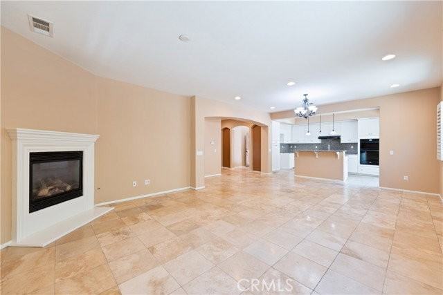 3513 W Hughes Ln - Photo 7 of 8
