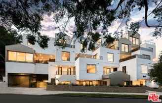 3659 1/2 Regal Pl - Photo 1 of 1