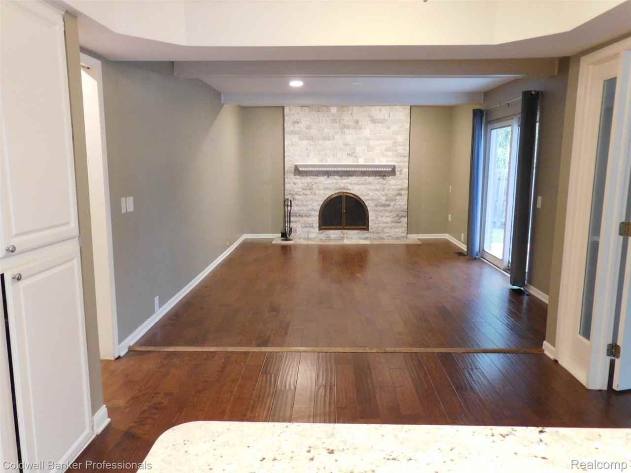 5726 Marble Dr - Photo 7 of 27