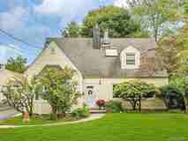 7 Wendover Rd - Photo 1 of 1